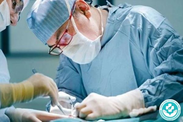 Trĩ hỗn hợp được hỗ trợ điều trị bằng cách phẫu thuật